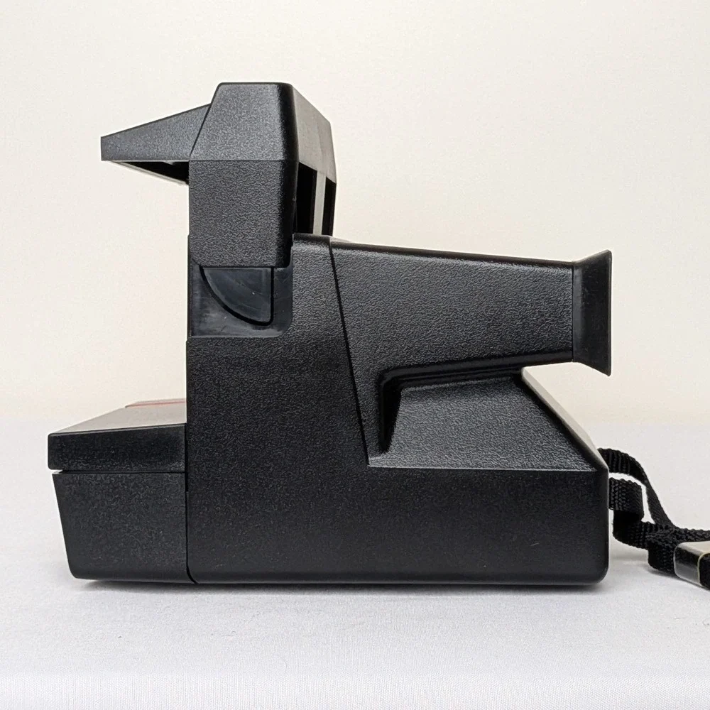 Polaroid OneStep 600 Instant Film Camera Black Rainbow Vintage 80s OS600 WORKING